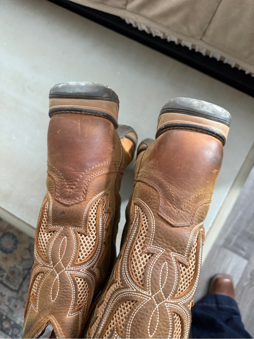 Ariat  Vent TEk waterproof Tan Leather Western Heeled Boots 8.5 - Picture 3 of 5